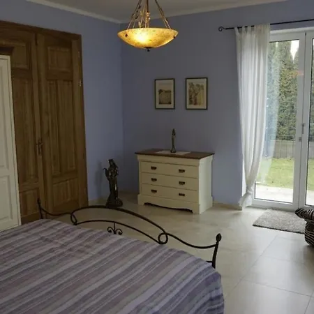 Ferienwohnung Mit Eigenem Seezugang Am Scharmutzelsee Apartment
