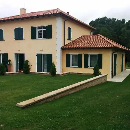 Ferienwohnung Mit Eigenem Seezugang Am Scharmutzelsee *